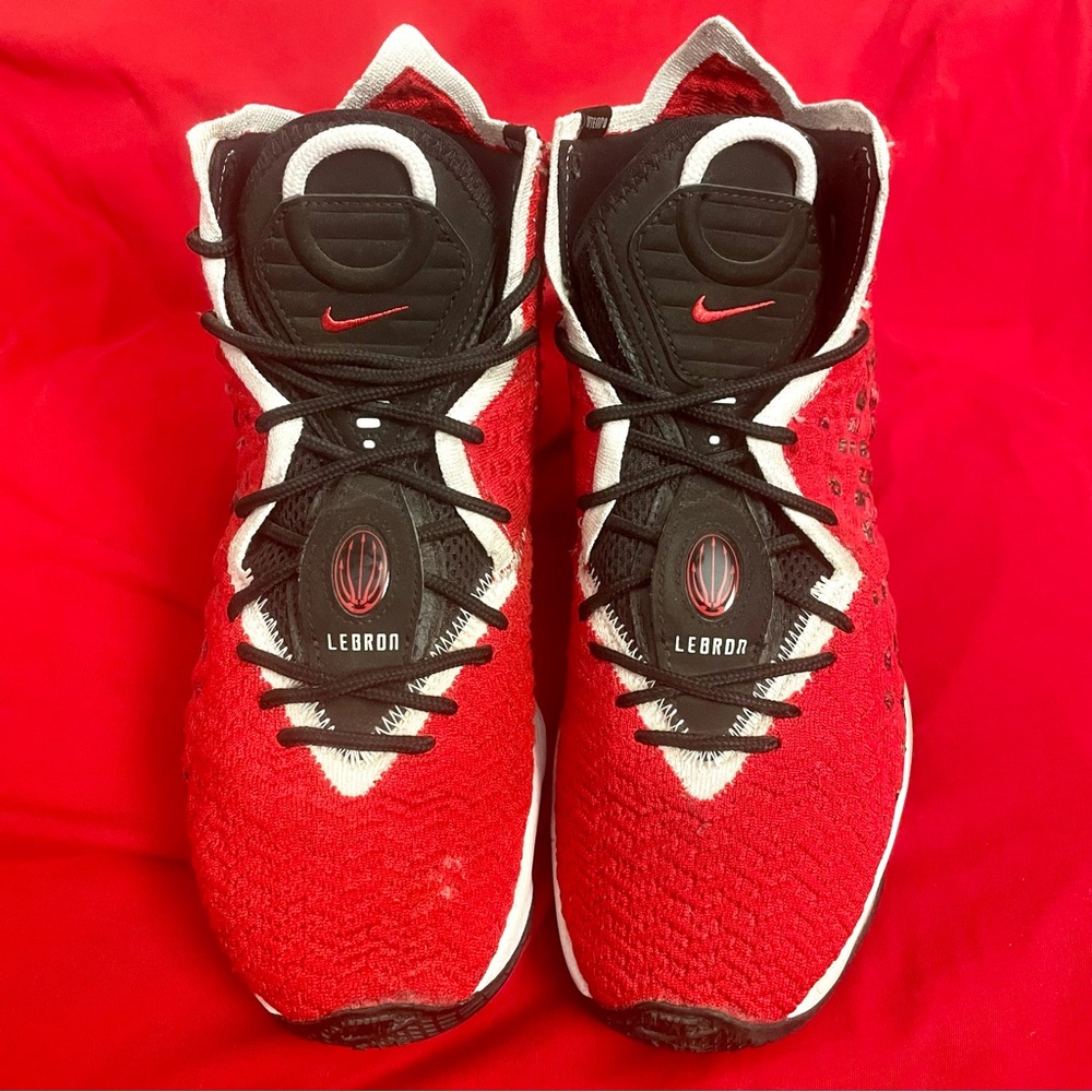 Nike LeBron 17 ‘Uptempo’ (8.5) - Picture 3 of 7